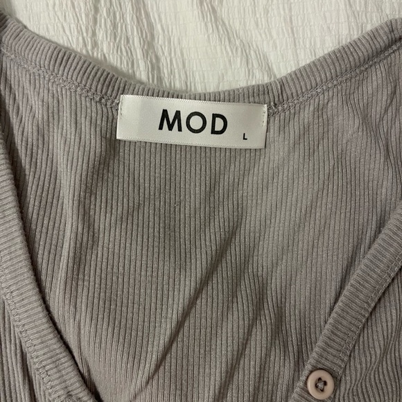 grey MOD soft ribbed tank - Picture 3 of 3